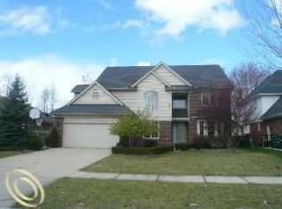 48713 Boardwalk Dr, Macomb, MI