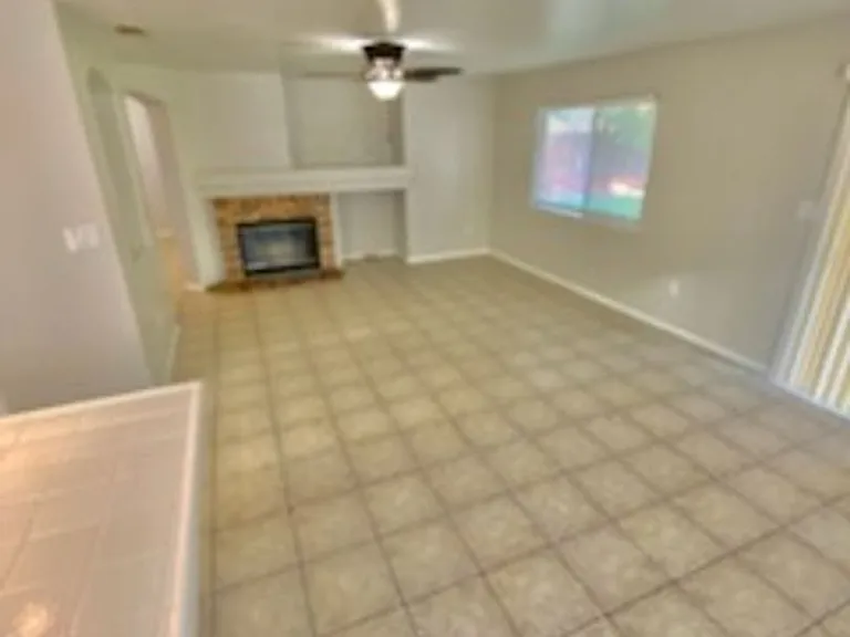 9505 Chatfield Ct — Photo 6