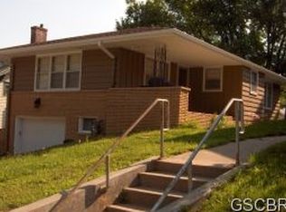 2530 S Lakeport St, Sioux City, IA 51106