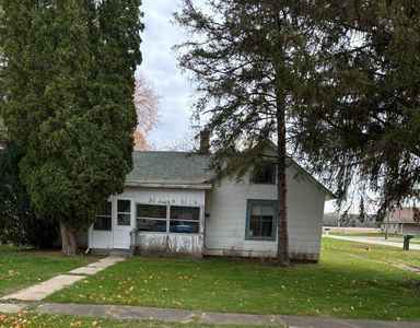 345 S Mound St, Tiskilwa, IL, 61368