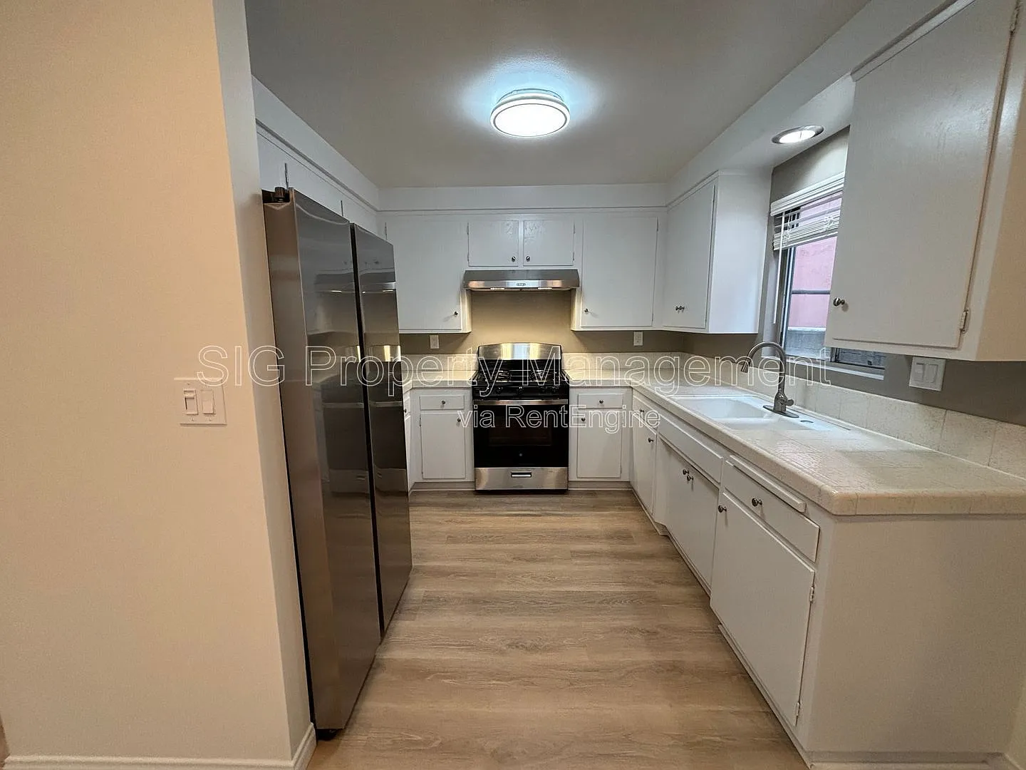 1 bed, 1.0 bath, $1,895 — Photo 4