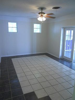 5th image of 5425 Mack Rd