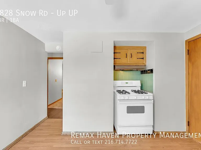 2828 Snow Rd #UP UP — Photo 10