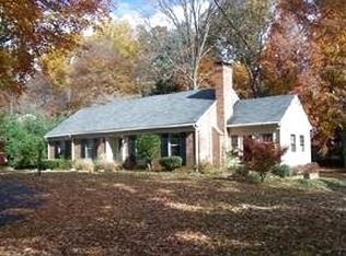 2922 Ravenwood Dr, Lynchburg, VA 24503
