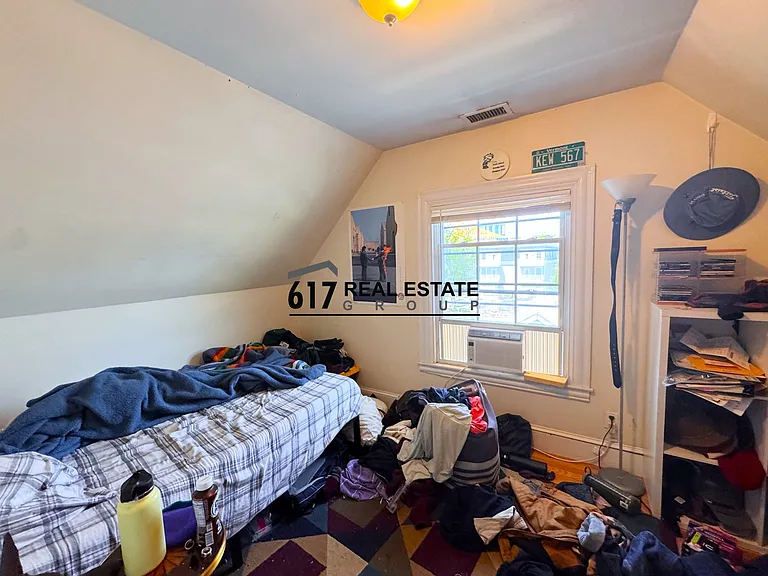 34 Brentwood St — Photo 26