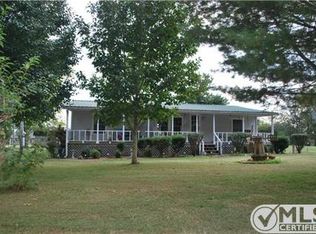 232 Alexander Ln, Bethpage, TN 37022