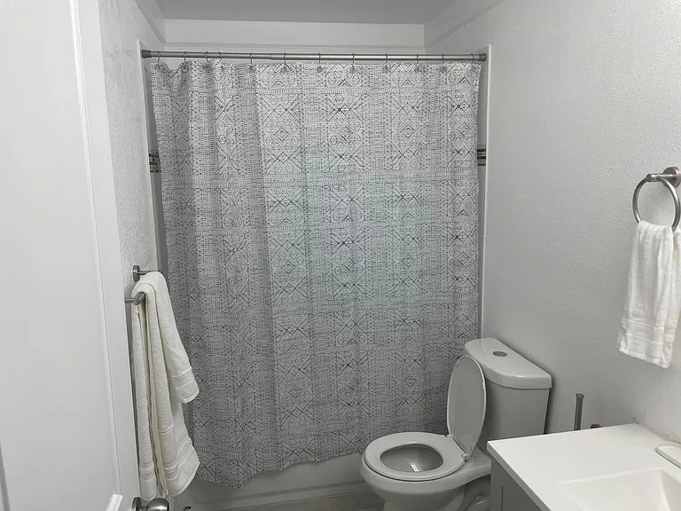 3365 N Jasmine St — Photo 9
