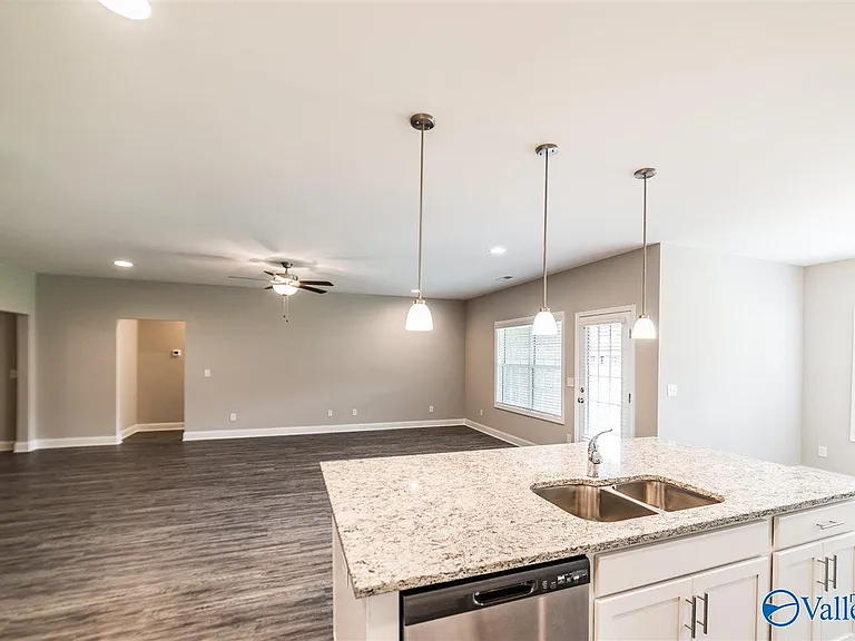 3029 Crystal Creek Dr — Photo 12
