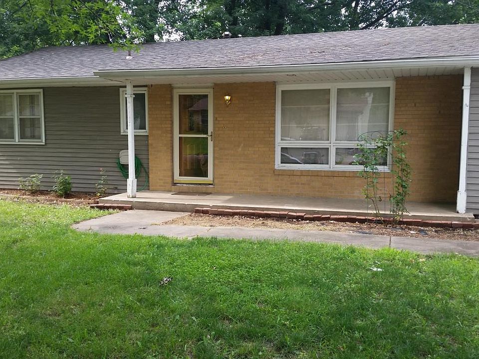 2nd image of 3317 Sherwood Dr