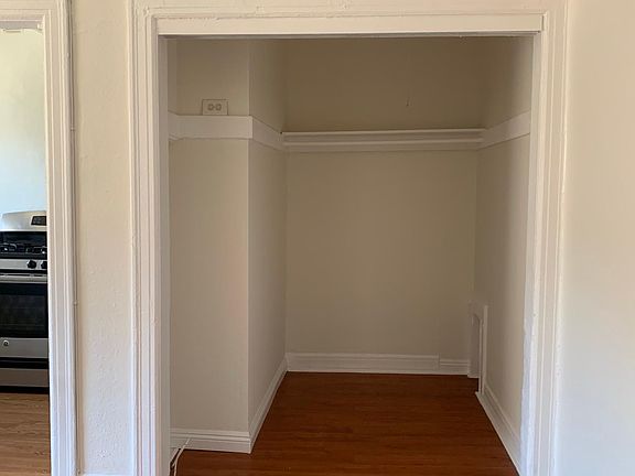 4th image of 2737 Francis Ave APT 107