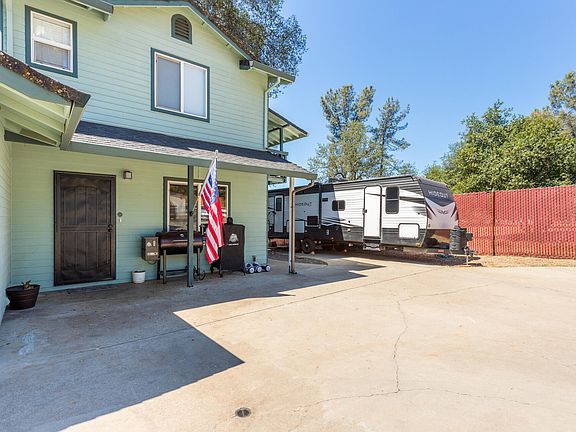 5th image of 3810 La Mesa Ave