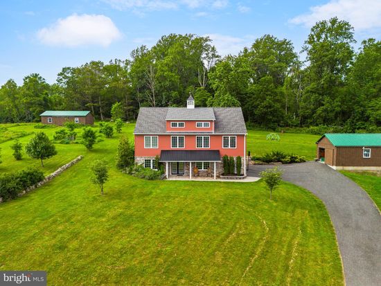 2915 Morgan Hill Rd, Easton, PA 18042