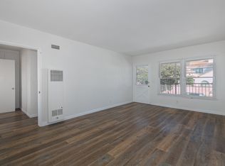 401 N Kenneth Rd #F, Burbank, CA 91501