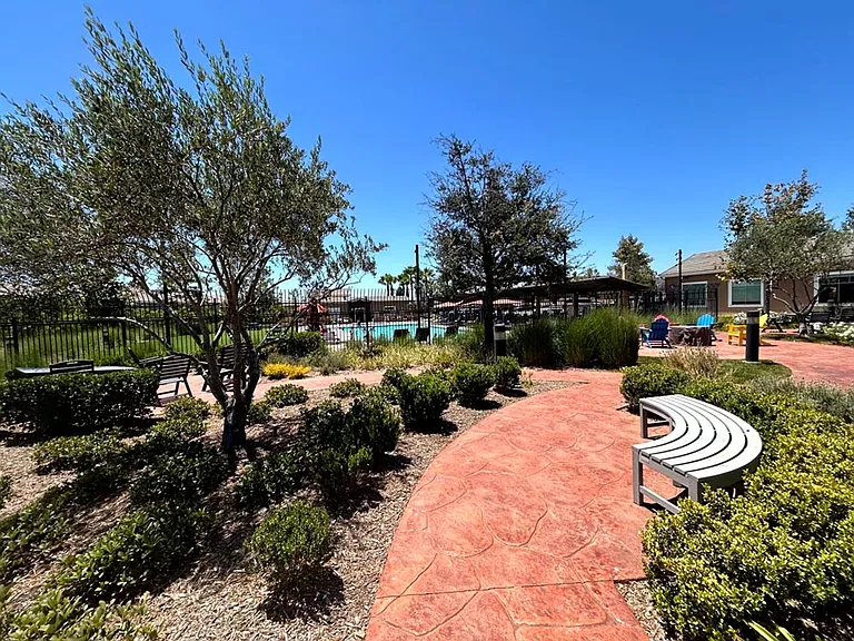 295 Fuerte Dr — Photo 39