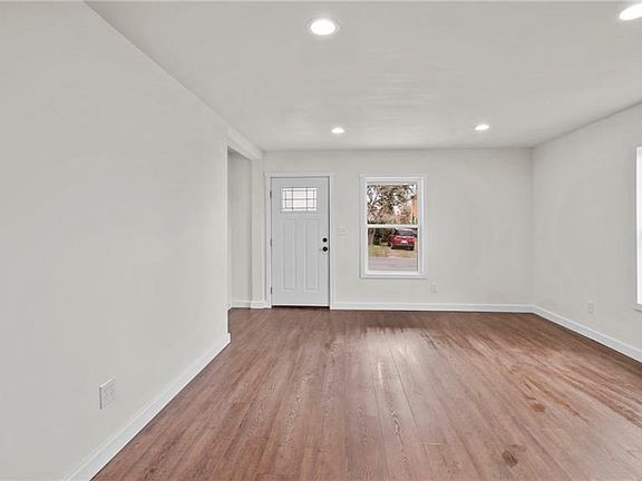 4th image of 1603 Connor Pl