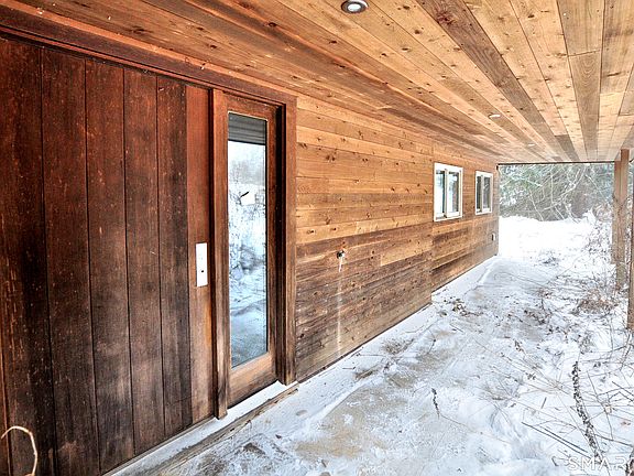 4th image of 176 Todd Hill Road