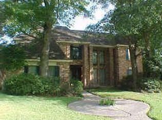 5319 Blue Creek Dr, Kingwood, TX 77345
