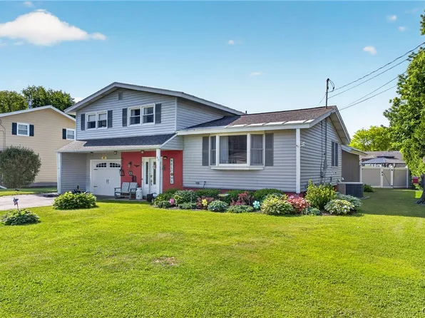 62 Patrick Cir, Fulton, NY 13069