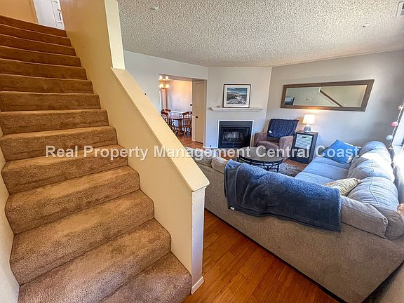 3rd image of 365 N Chorro St APT C