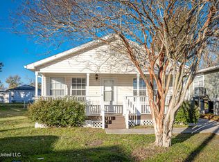 197 Bellman St, Biloxi, MS 39530