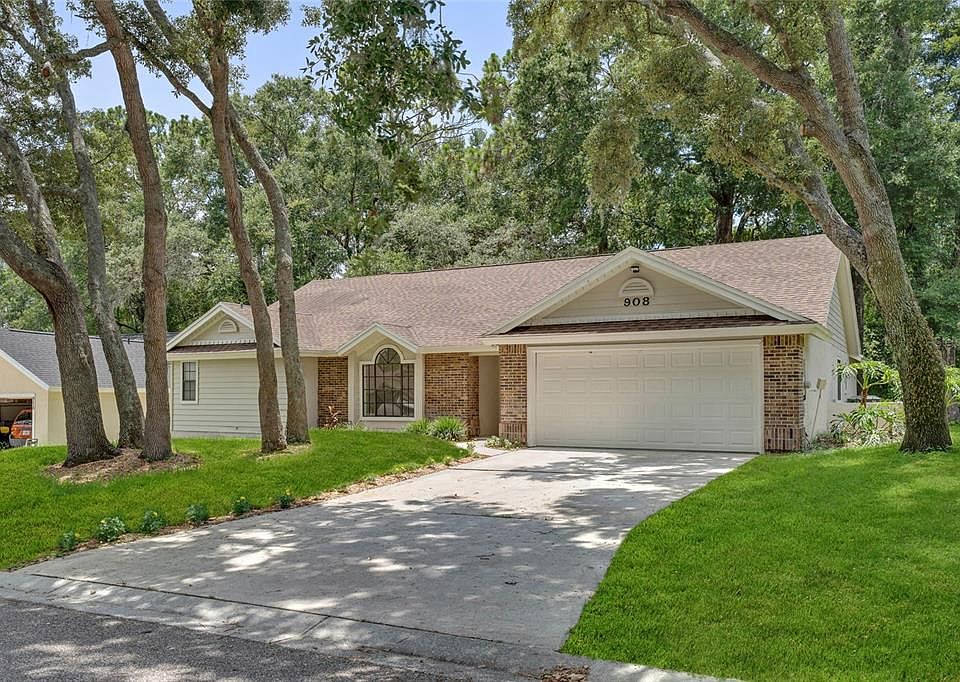 1st image of 908 Oakwood Cv