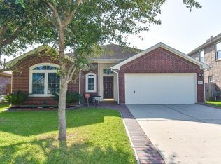 3203 Waterglen Ct, League City, TX 77573