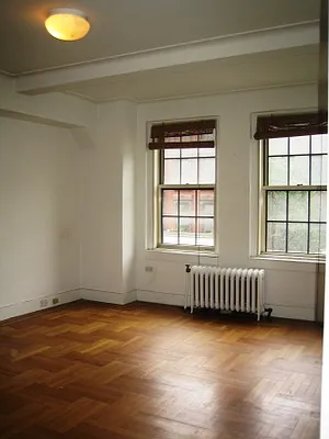 Rented by Siderow Residential Group | media 2