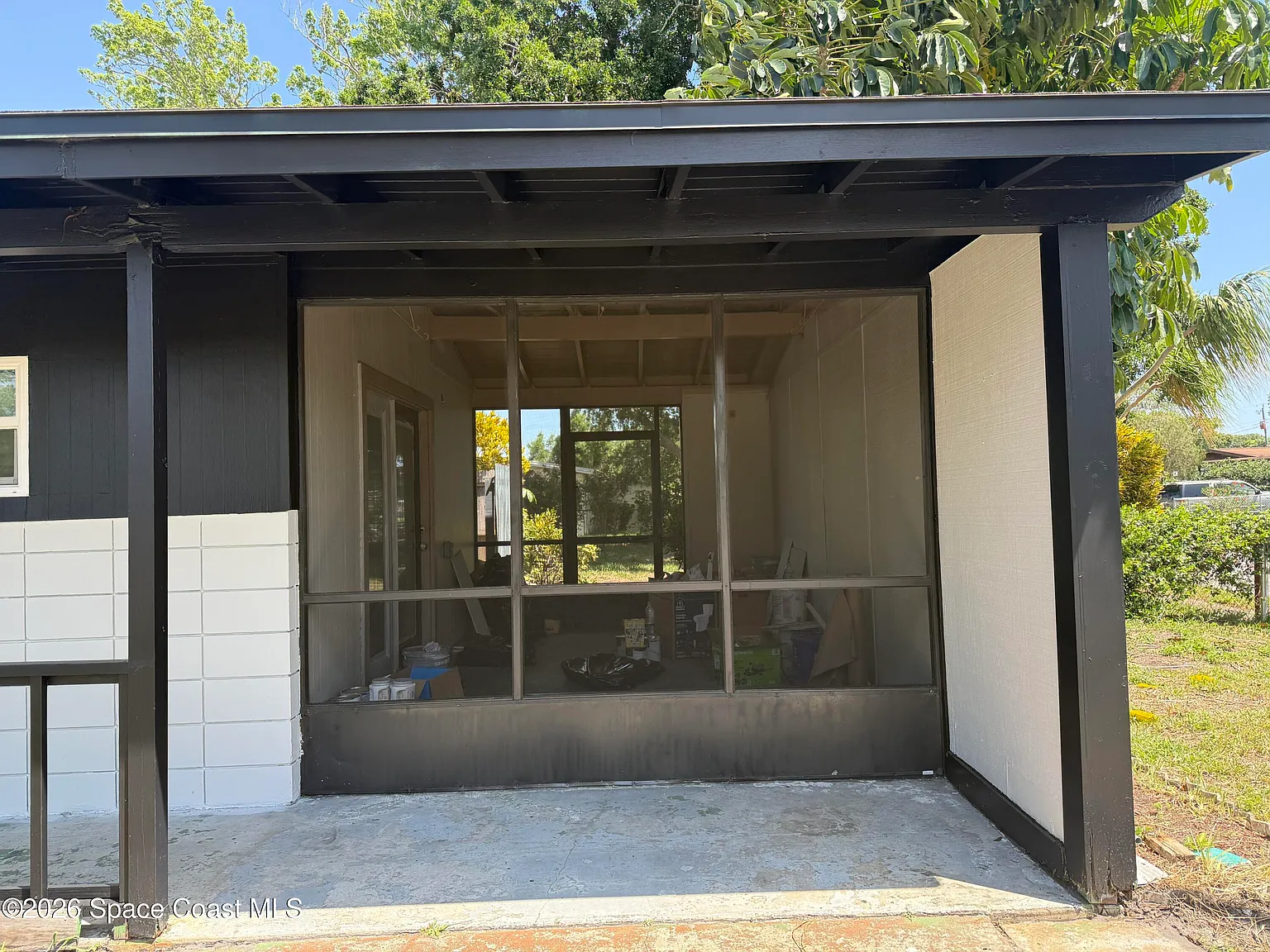 3 bed, 2.0 bath, 874 sqft, $1,700 — Photo 3