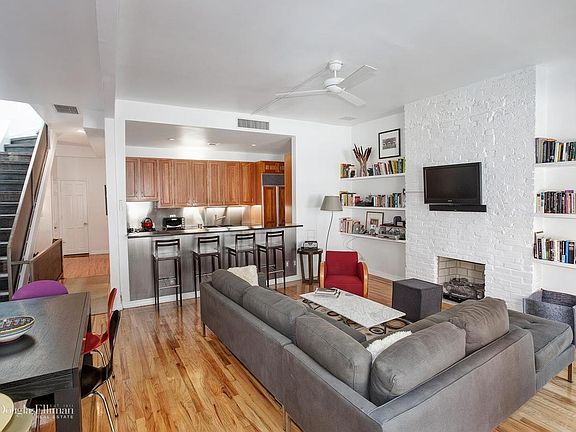 3rd image of 127 W 20th St Fl 2