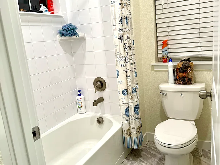 930 Compass Dr — Photo 26