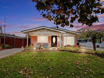 8951 Stevens St, Taylor, MI, 48180