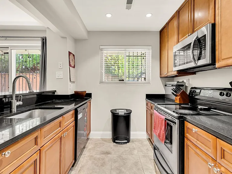 1384 Bryant St NE #102 — Photo 4