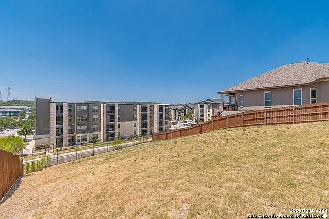 7523 Hays Hl — Photo 68
