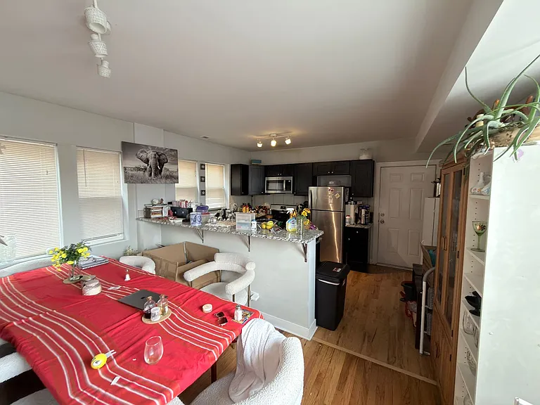 4117 W Lawrence Ave #2N — Photo 3