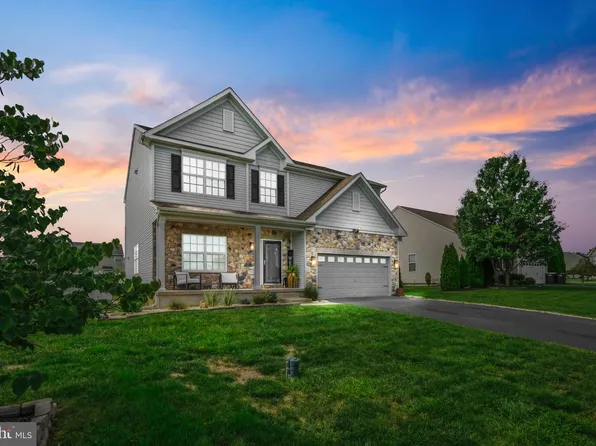 195 Westbury Dr, Gilbertsville, PA 19525