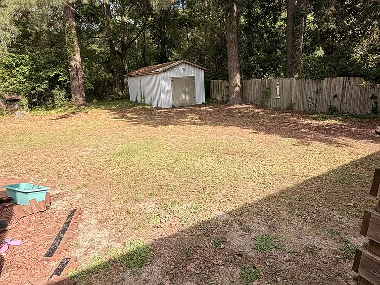1608 Salem Church Rd — Photo 16