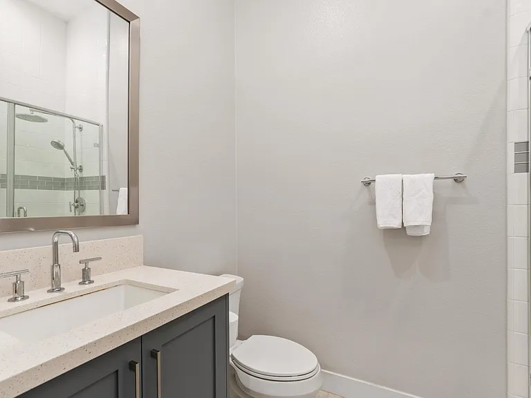 6195 Summit Crest Cir — Photo 26