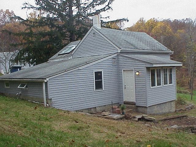2nd image of 8412C Reno Monument Rd