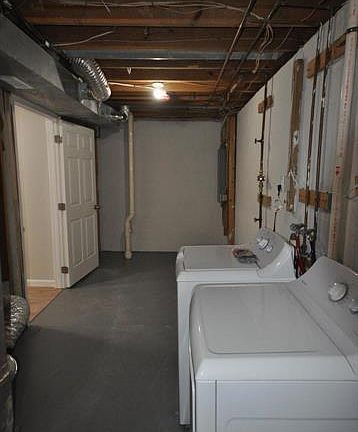 3rd image of 8240 Shady Nook Ct
