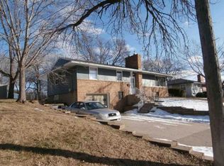 6411 Taylor St NE, Fridley, MN 55432