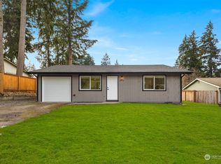 2808 Forest Park Ct N, Puyallup, WA 98374