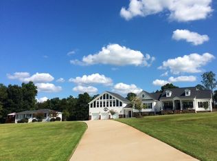 333 & 335 Hudson Water Rd, Greer, SC 29651