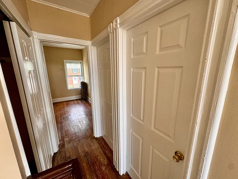 220 Osborn St #2 — Photo 26