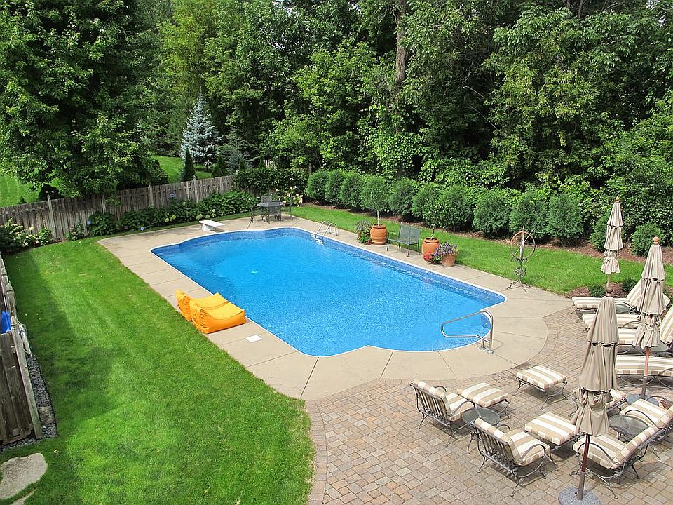 2nd image of 14600 Rocksborough Rd