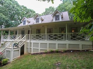 9785 Waldrip Rd, Gainesville, GA 30506