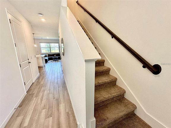 3rd image of 1047 PLANTATION LANE