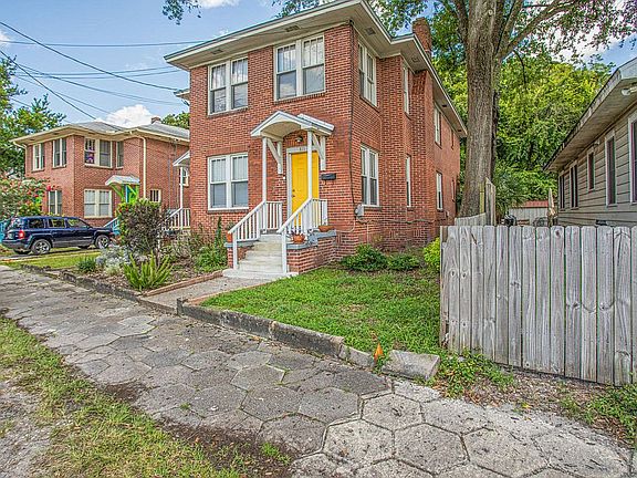 4th image of 809 Acosta St