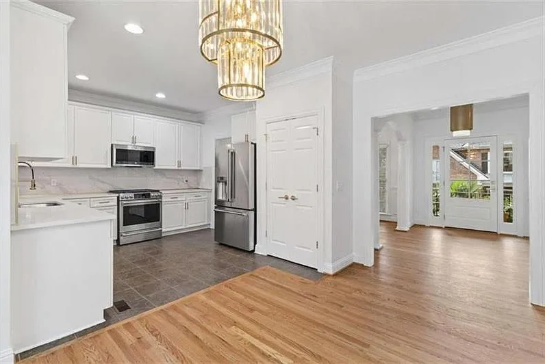 1711 Summit Glen Lane Atlanta Georgia - 1 — Photo 4