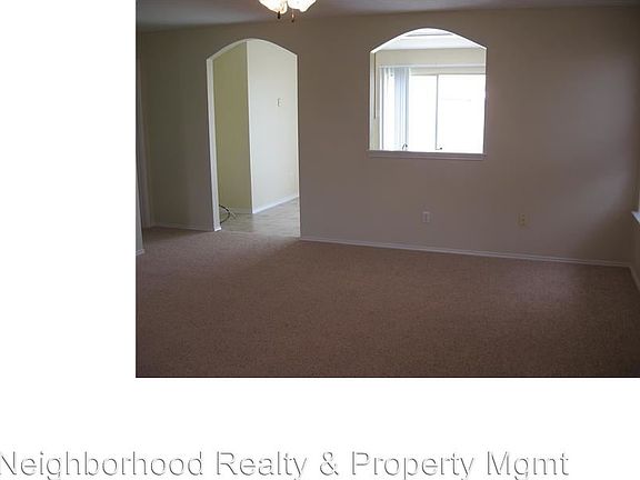 4th image of 3913 Haleys Way