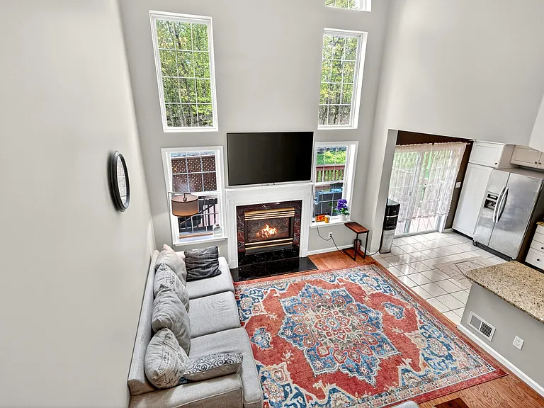 554 Adirondack Ct — Photo 38